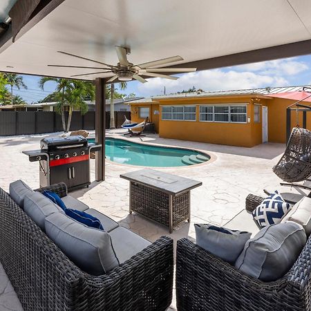 Paradise With Private Pool Sleeps 10 Near The Beach Sunrise Exterior photo